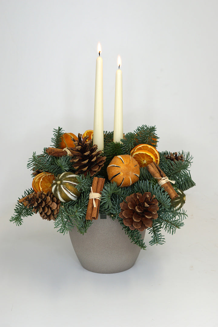Good Tidings Round Table Arrangement