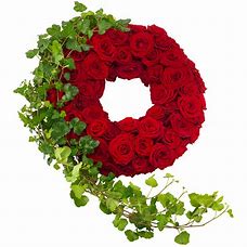 RED ROSE & IVY WREATH